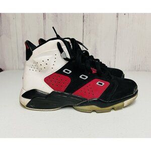 Nike Air Jordan Carmine Boys Size 5.5Y Black Red Shoes Sneakers 6-17-23